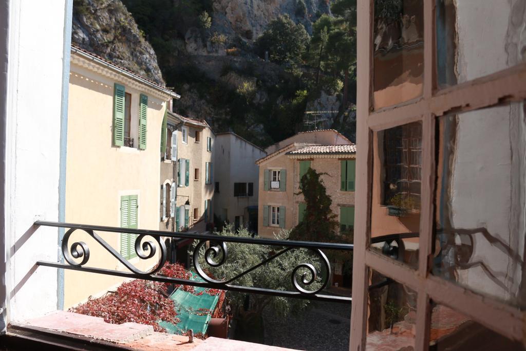 La Bonne Etoile - The Good Star Moustiers-Sainte-Marie Quarto foto